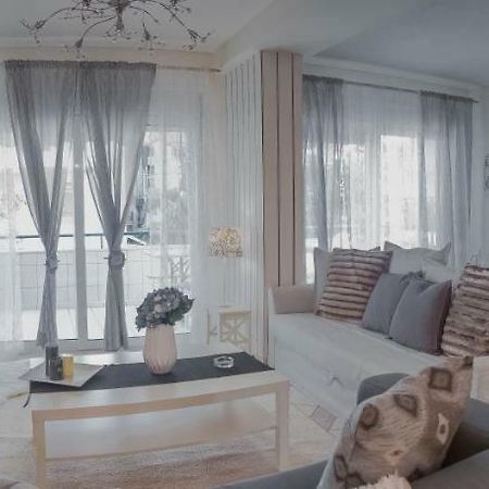 Luxury City Center Apartment Kalambaka Eksteriør billede